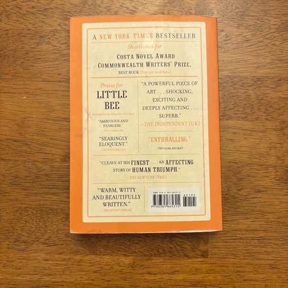 Little Bee‎ by Chris Cleave - Paperback Book - Picture 4 of 4